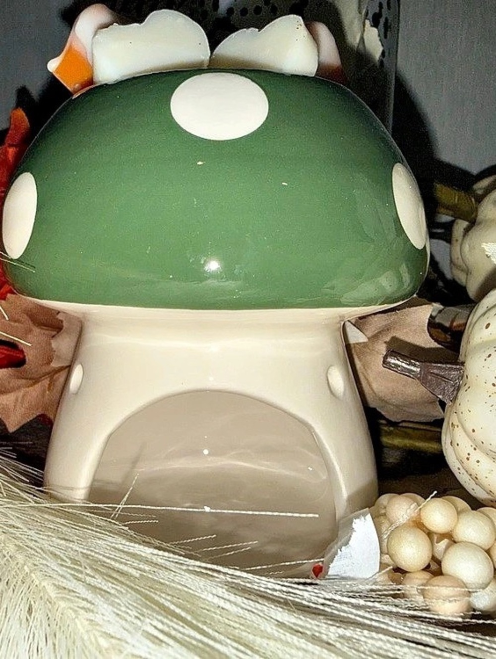 Green & White Polka Dot Mushroom wax & oil warmer!